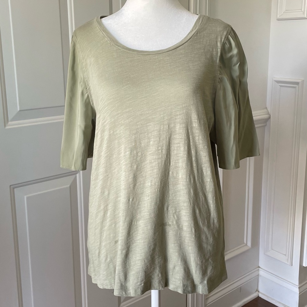 DR2 Women's Olive Green Top Size Large
